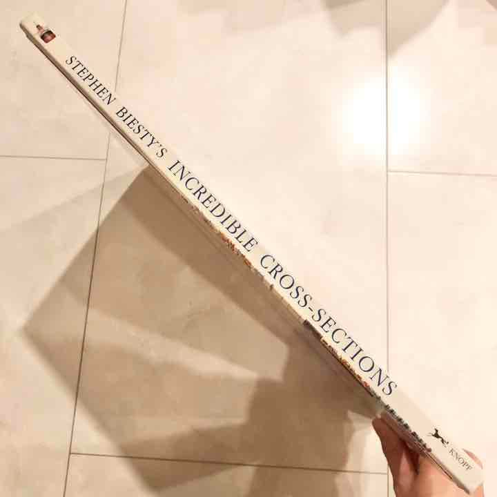 海外製絵本 知育  図鑑 Incredible Cross-Sections 本