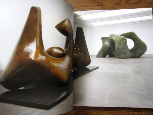 Late Large Forms　Henry Moore　ヘンリー・ムーア
