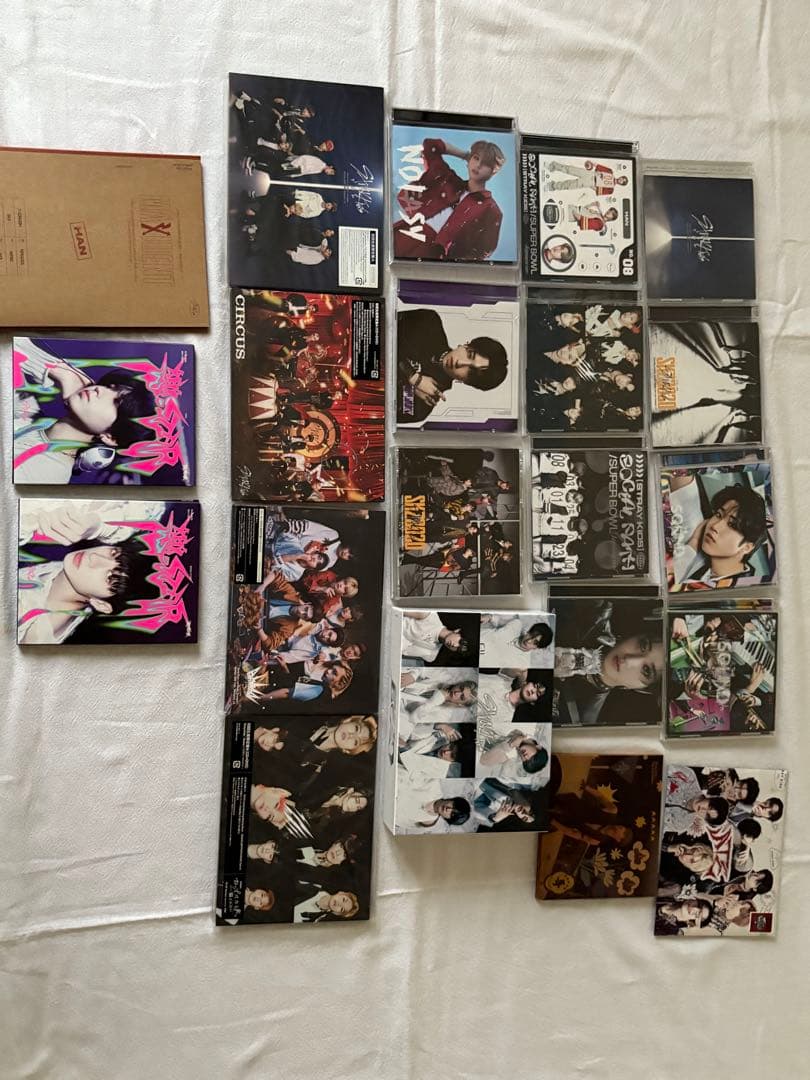 Stray Kids CD アルバム　DVD ジソン　リノ　うちわ　ハン　ペンラ