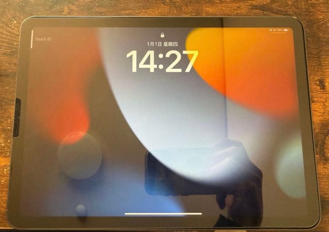 べ*る様 iPad Air (第4世代) + Logicool Combo To