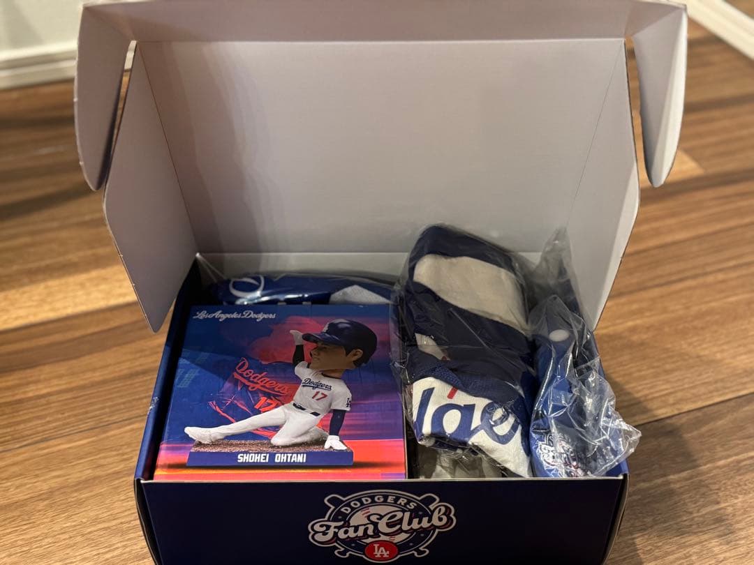 ドジャース公式ファンクラブ　記念ボックス