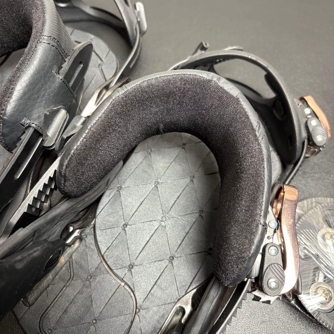 極美品　SALOMON サロモン　MIRAGE Sサイズ