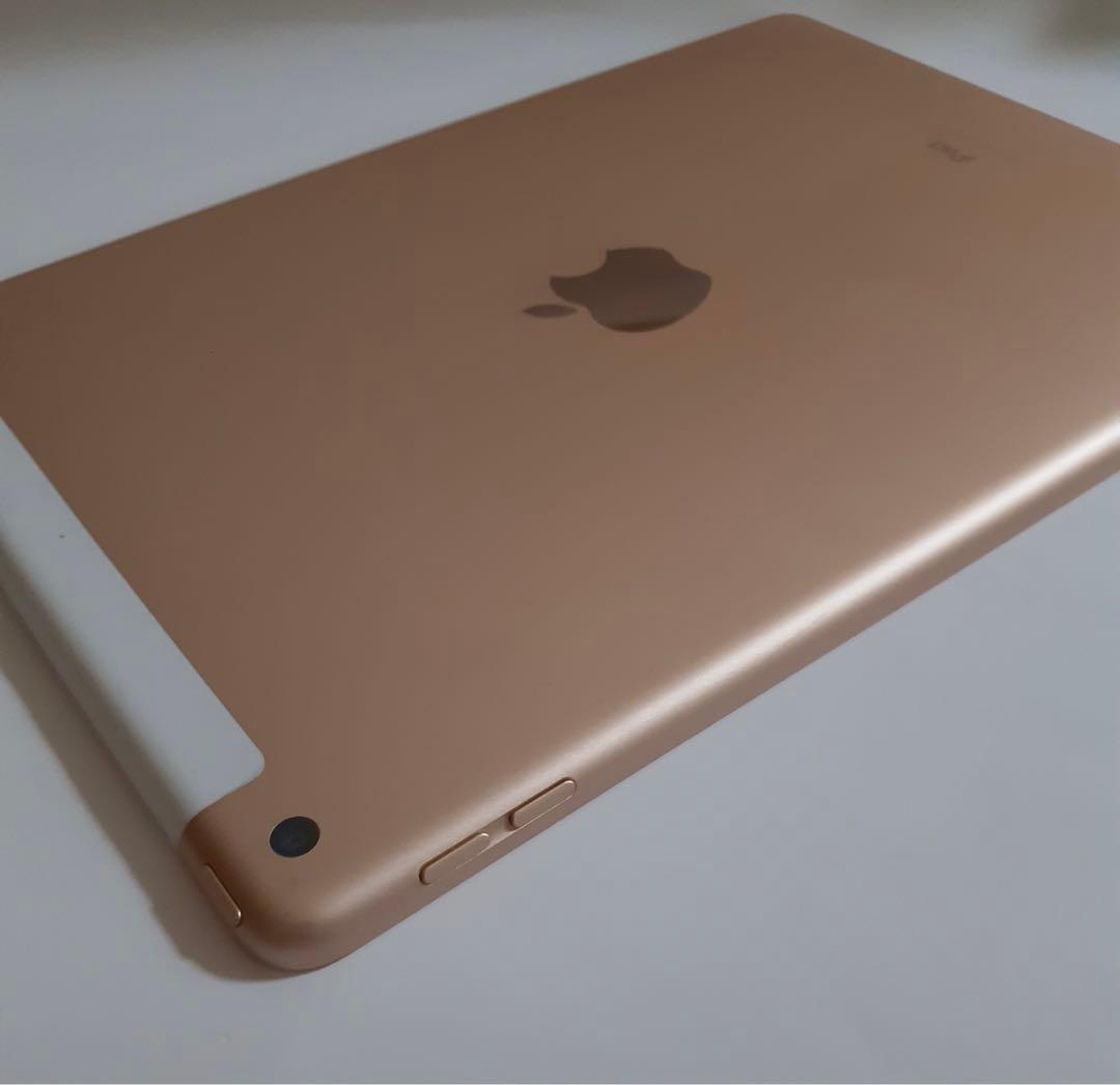 iPad 8 第八世代 32GB Wi-Fi + cellular ゴールド