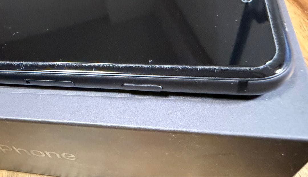 iPhone 8 スペースグレイ 64gb 箱付き