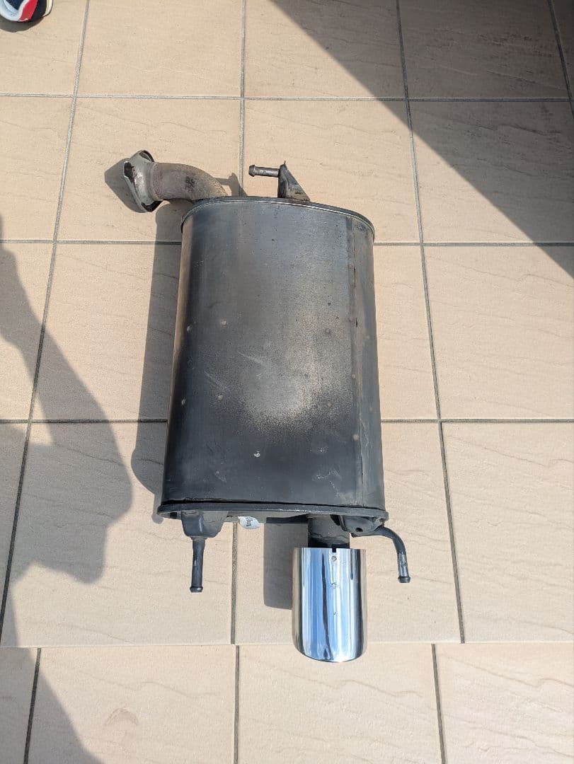 カムリ　マフラー