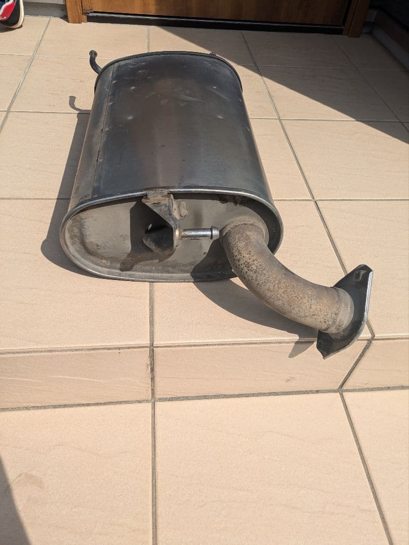 カムリ　マフラー