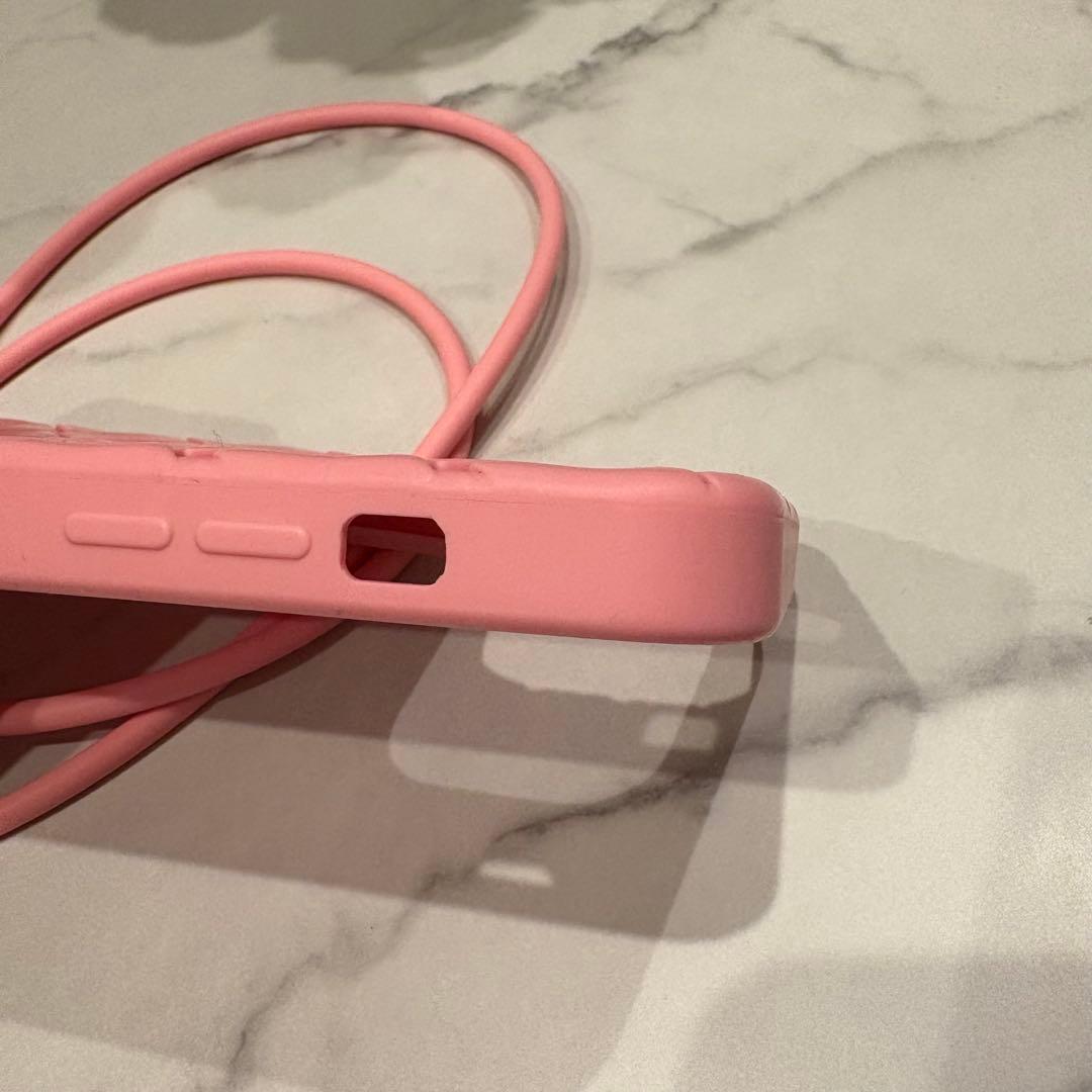 【美品】ボッテガヴェネタ　ストラップ　iPhone14pro max 携帯ケース