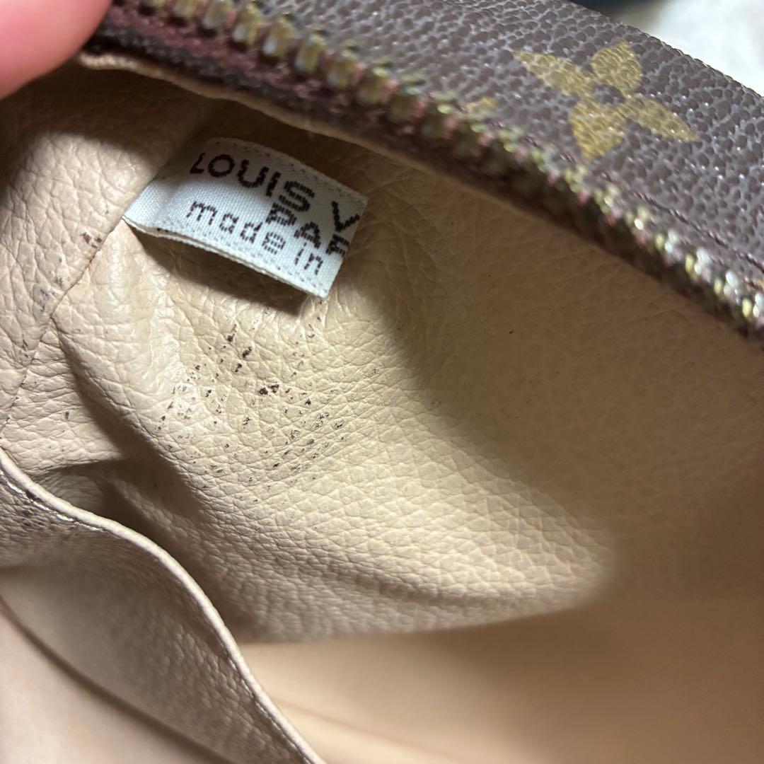 【美品】ルイヴィトン モノグラム トゥルース トワレット28 クラッチバッグ