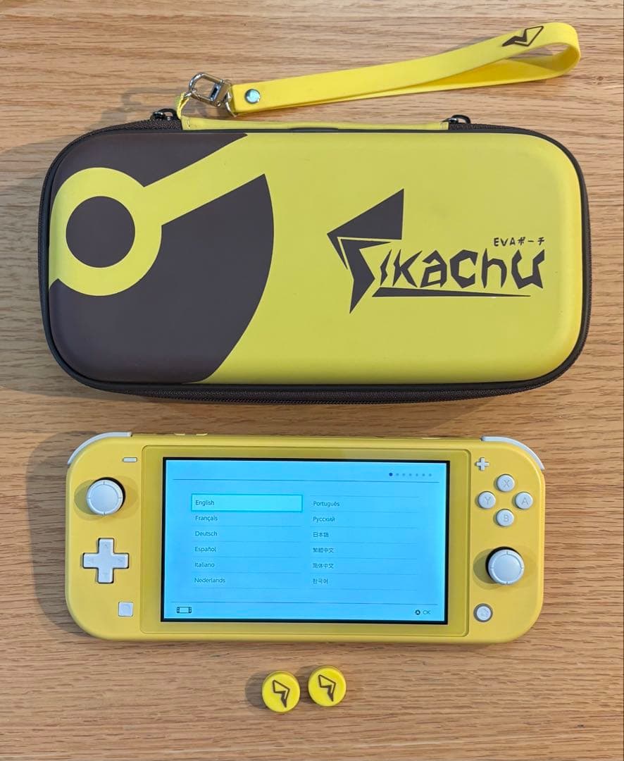 Switch Lite スウィッチ ライト イエロー ピカチュウ ケース 任天堂