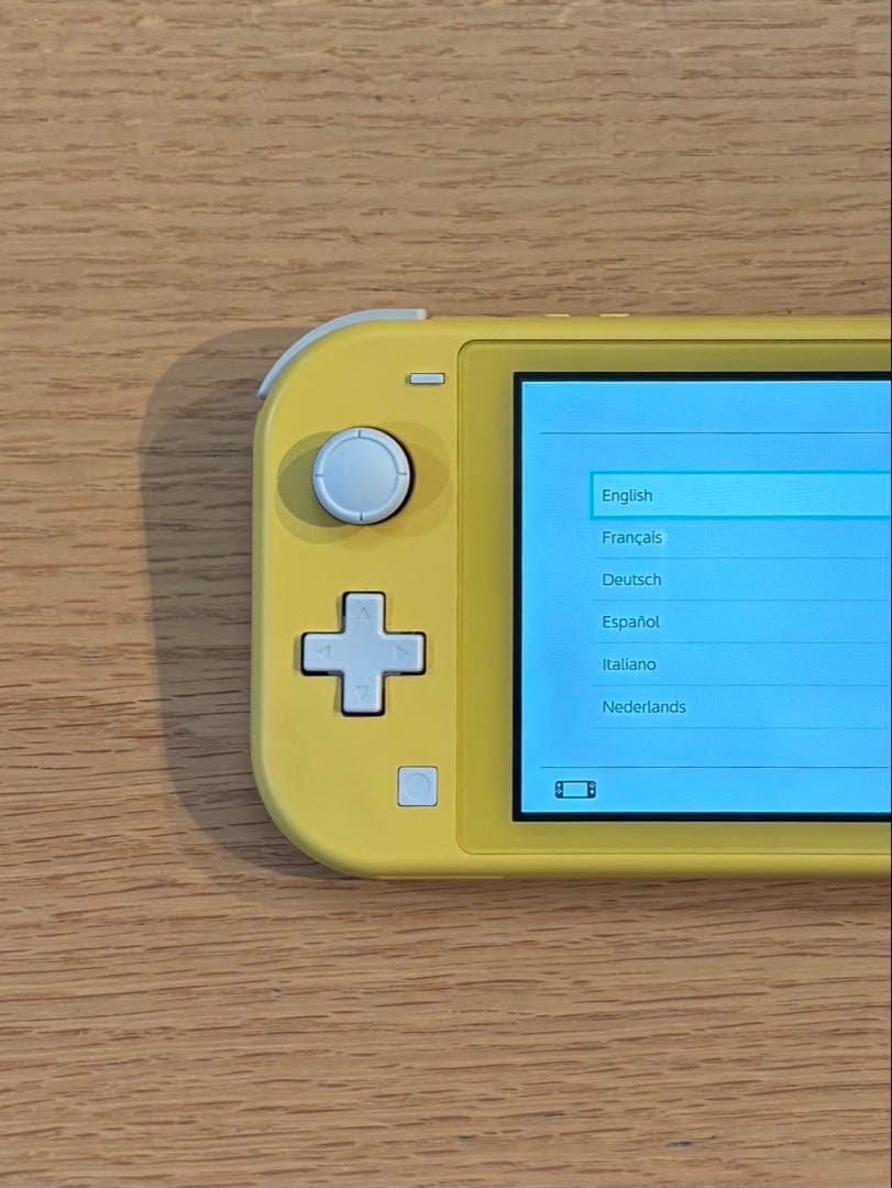 Switch Lite スウィッチ ライト イエロー ピカチュウ ケース 任天堂