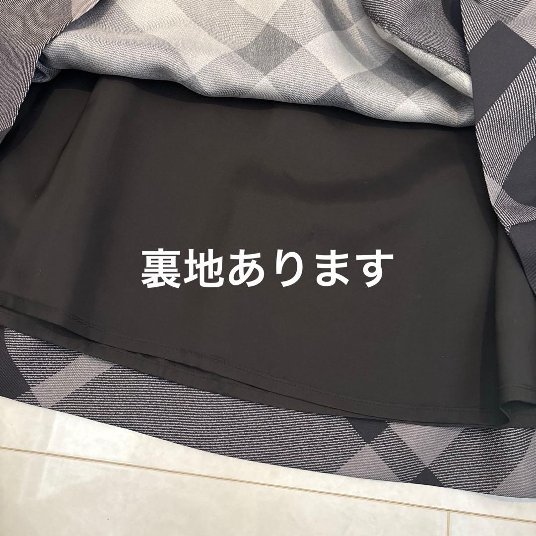 [美品]バーバリーロンドン　フレアスカート　　シルク　38 M