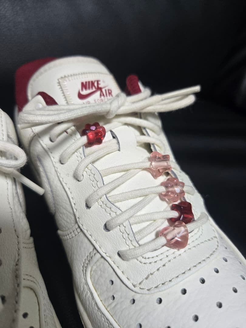 【MOW様】ナイキ ウィメンズ エアフォース1 ロー \"バレンタインデー\"