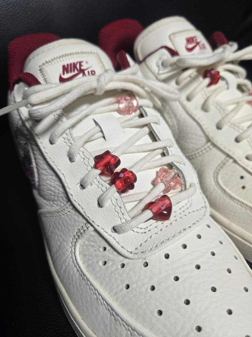 【MOW様】ナイキ ウィメンズ エアフォース1 ロー \"バレンタインデー\"