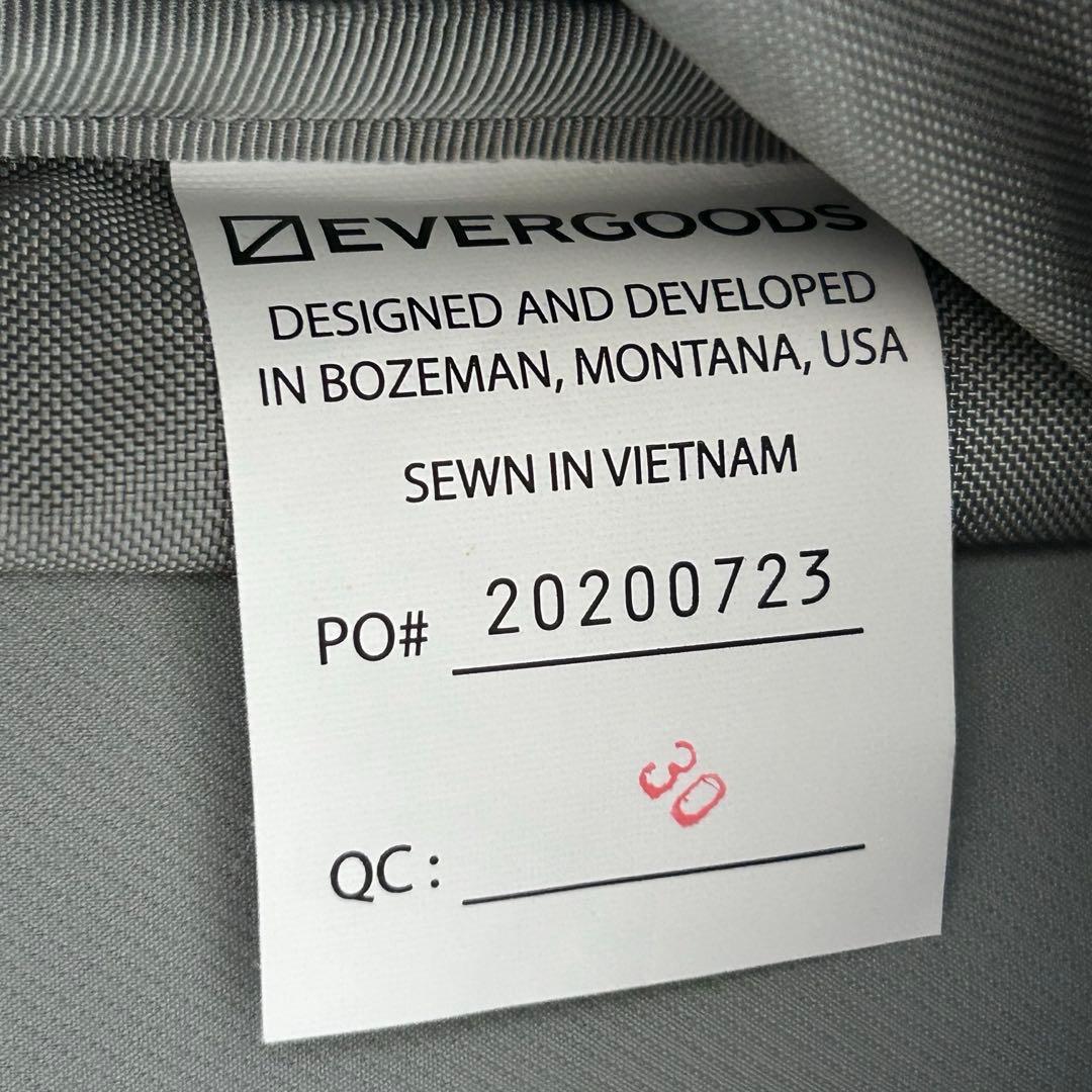 【美品】EVERGOODS CIVIC HALF ZIP 26L バックパック黒