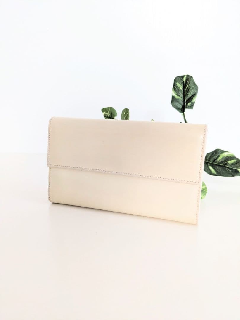 良品 フェラガモ ヴィンテージ レザー 財布 アイボリー 白 レディース メンズ