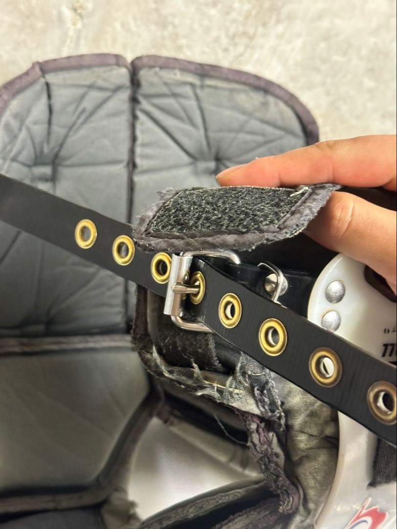 アメリカンフットボール　ダグラス　24SW Sサイズ