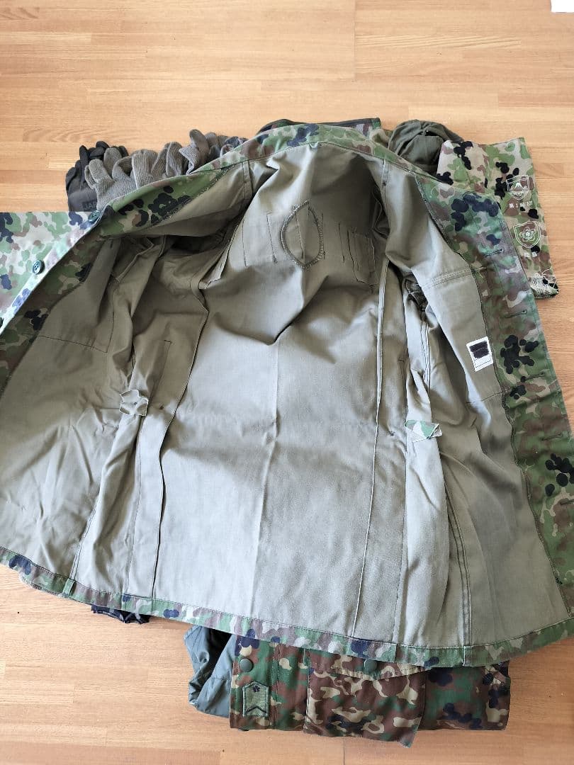 【専用】自衛隊迷彩服上下バックパック弾帯セット