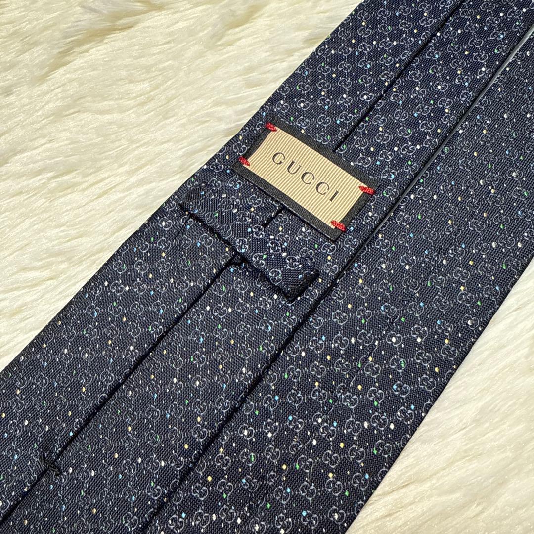 【未使用級 】GUCCI ネクタイ　高級シルク　GG柄　ジャガード　希少柄