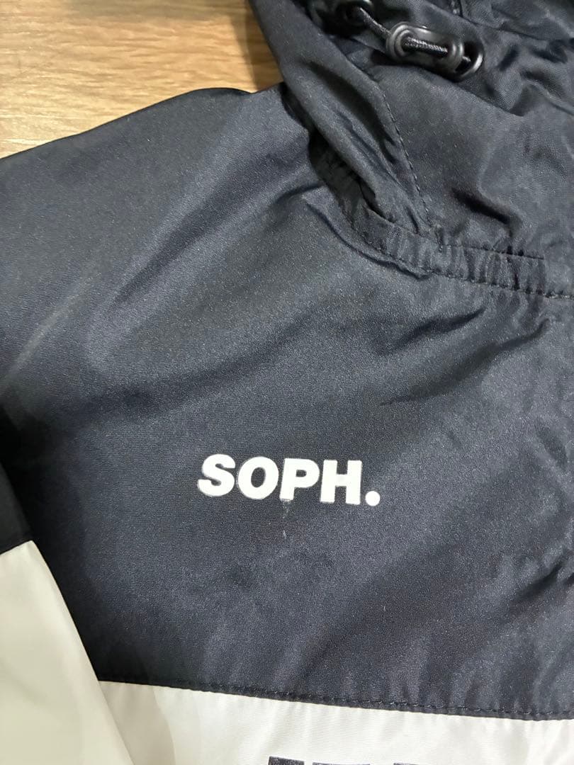 F.C.Real Bristol フード付きジャケット 黒/白