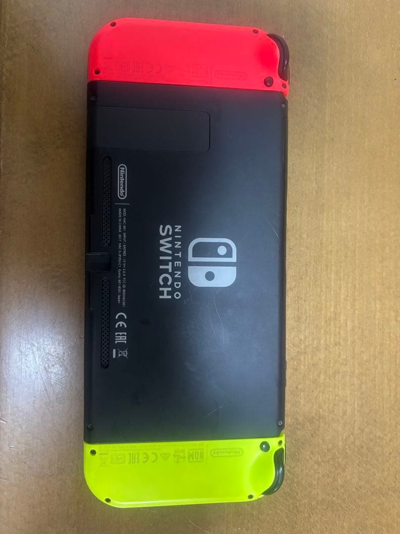 Nintendo Switch 本体 赤/黄