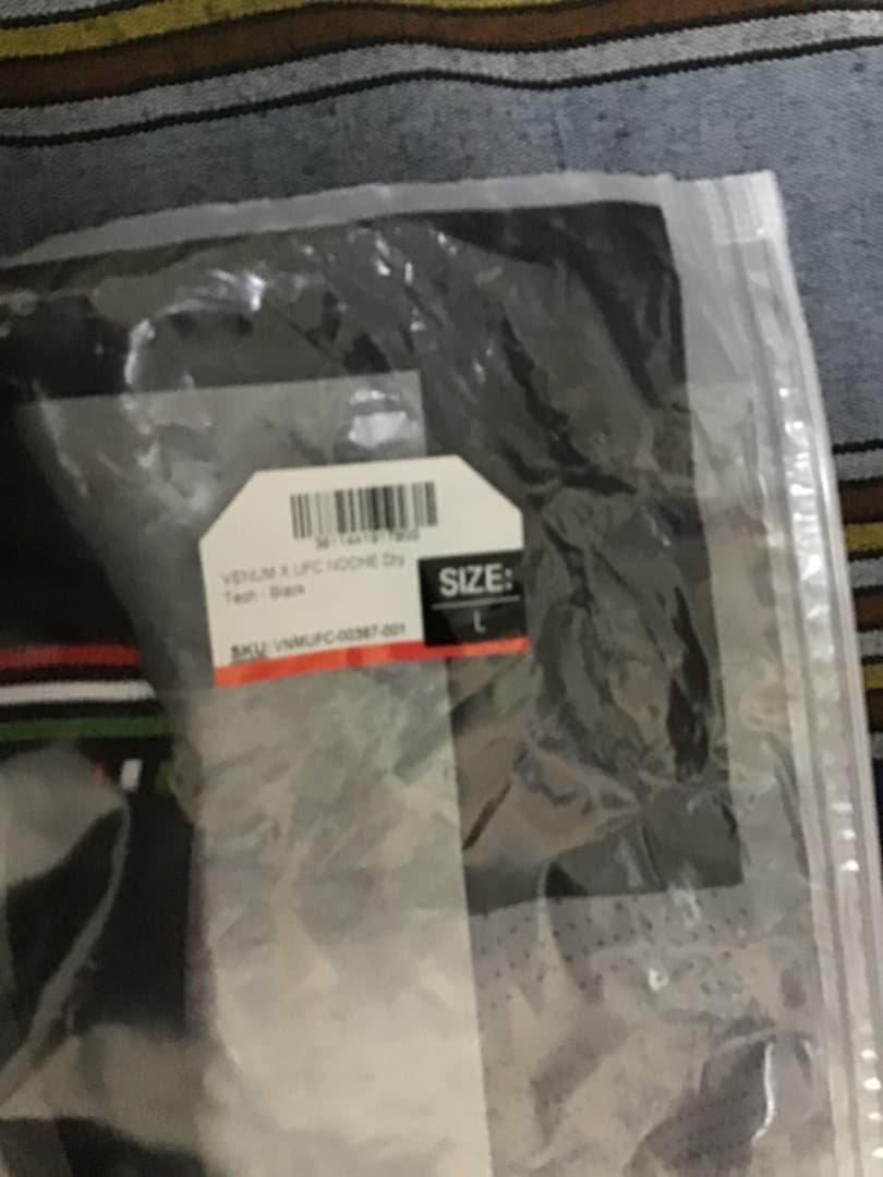 本物 Authentic NOCHE UFC VENUM ジャージーLサイズ