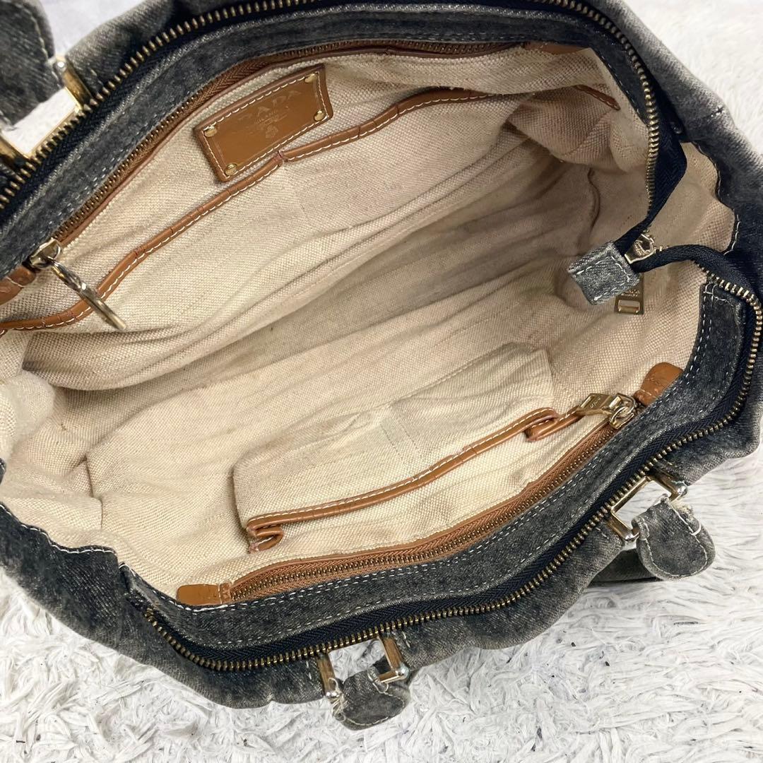 美品 プラダ デニム トートバッグ カナパ ステッチ 3角プレート グレー