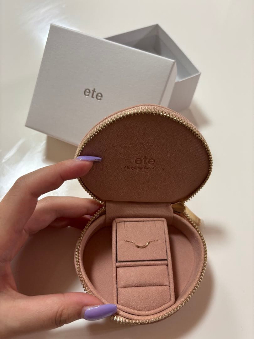 ete K10 YG レイヤークレセントムーンネックレス ジュエリーボックス付き