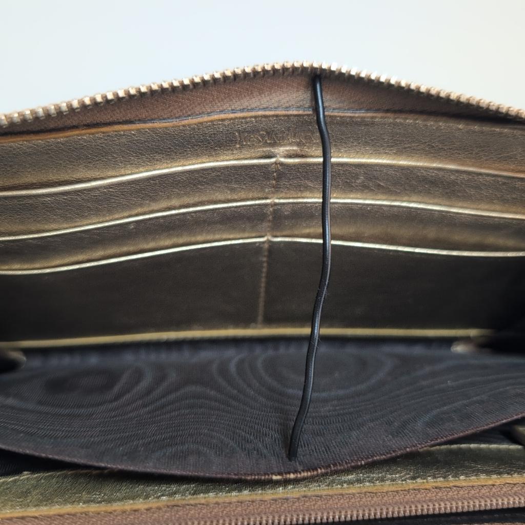 イヴサンローラン　長財布　Yメール　YSL ロゴ　カサンドラ ロゴ　財布　金色