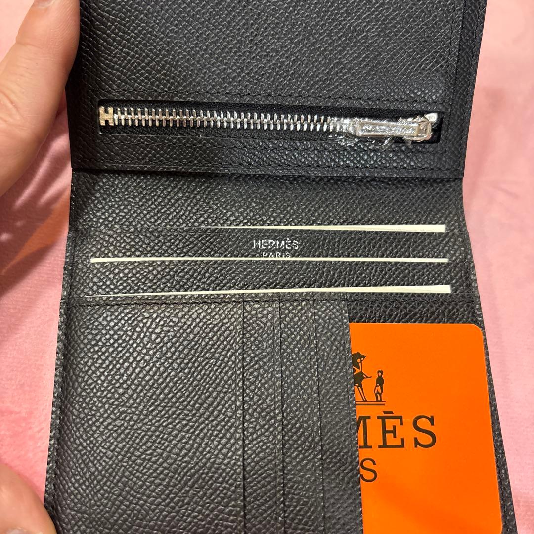 HERMESノベルティ折りたたみ黒財布新品未使用最終価格です