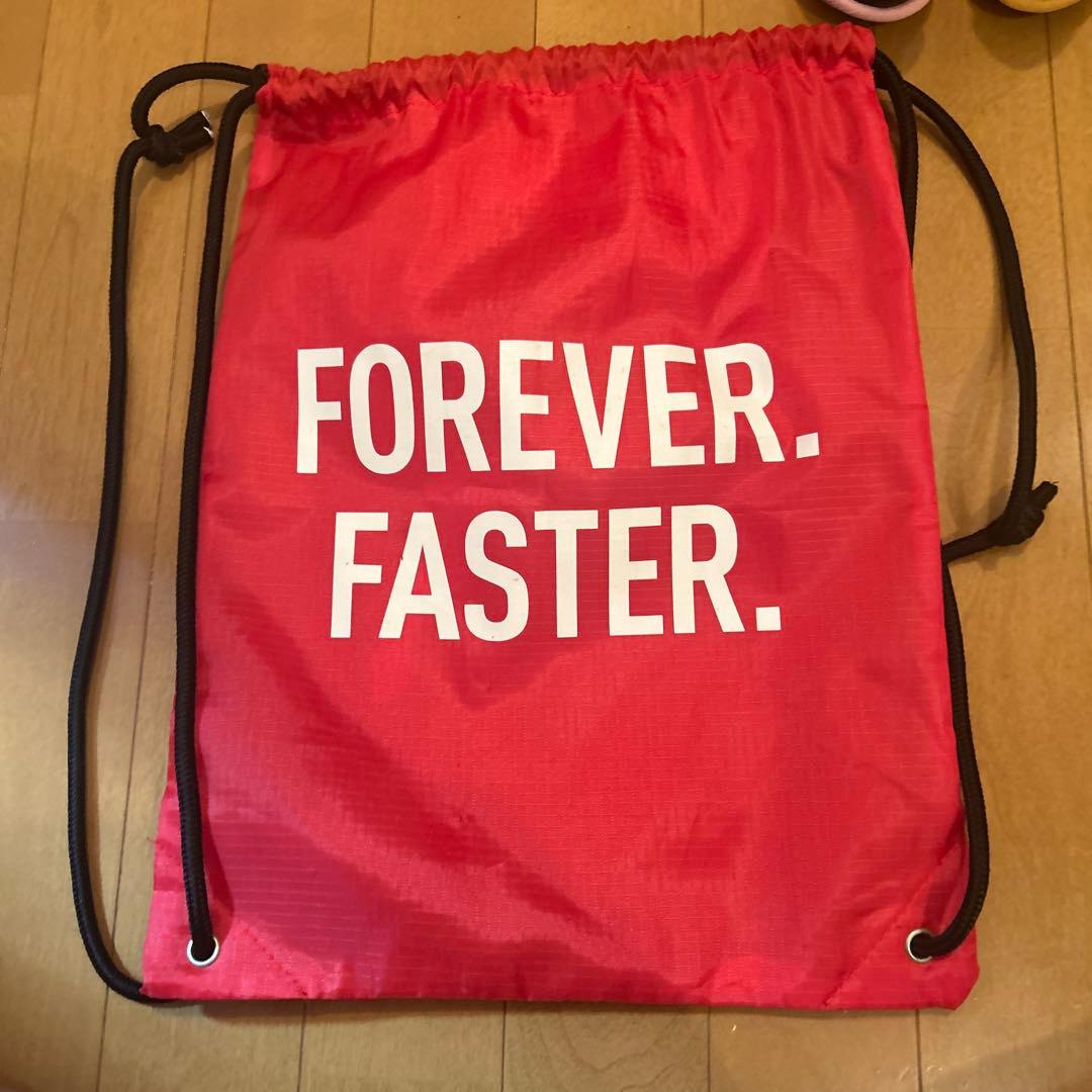 プーマ　アディダス　陸上長距離スパイク