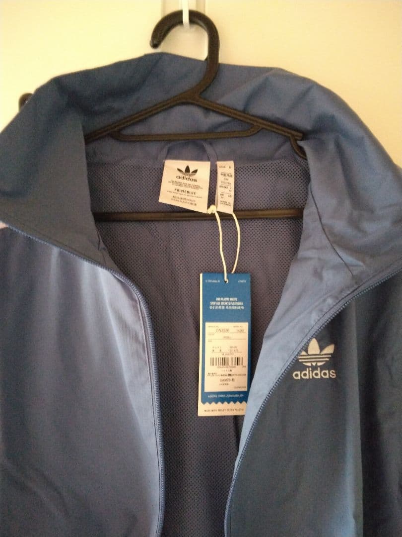 新品未使用　アディダス　メンズ　シャカシャカ　上下　Mサイズ　オリジナルス