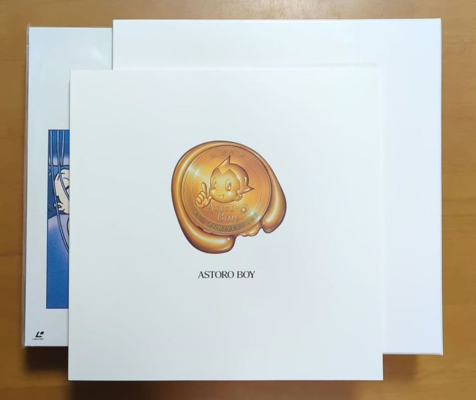 ⭐️貴重⭐️鉄腕アトム 新世紀ボックス BELL-418 手塚治虫 レーザー