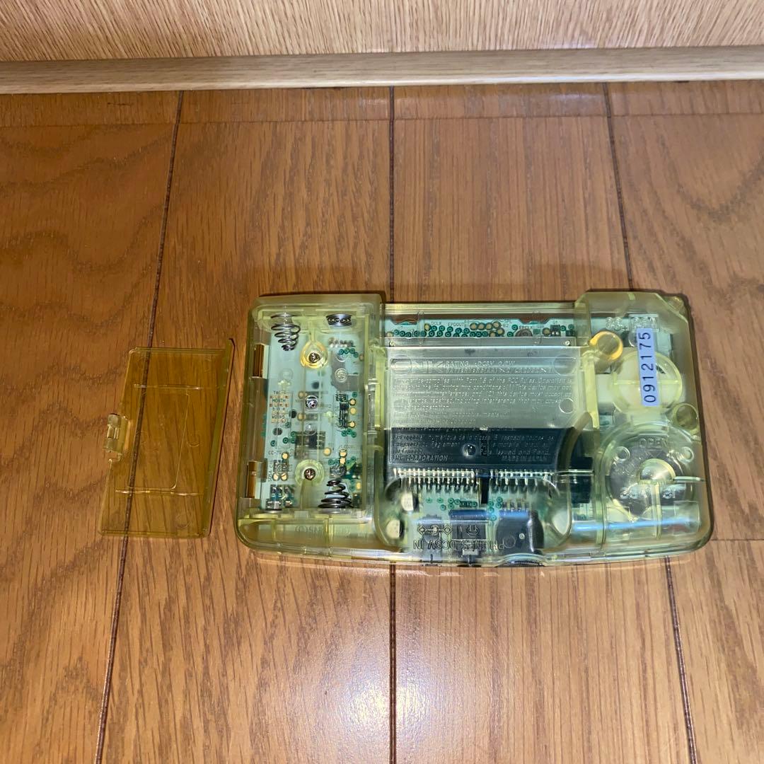 ネオジオポケットカラー　クリスタルイエロー