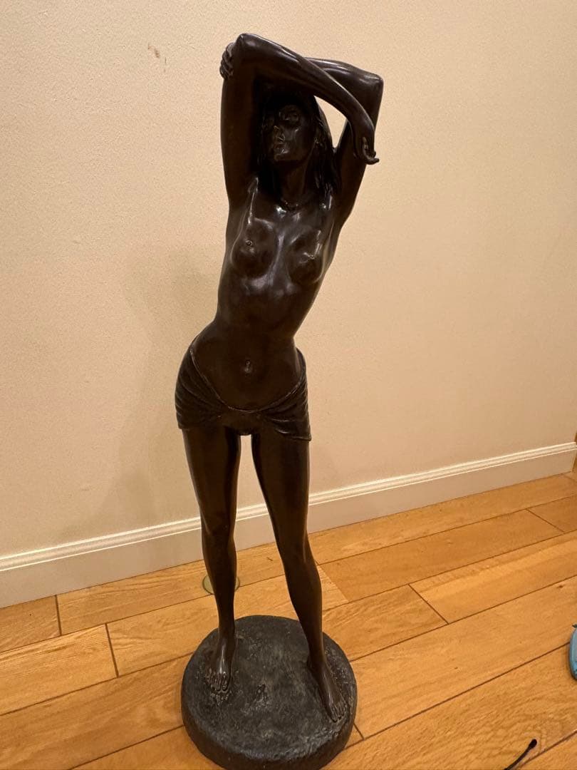 林良慶とおもわれるブロンズ像