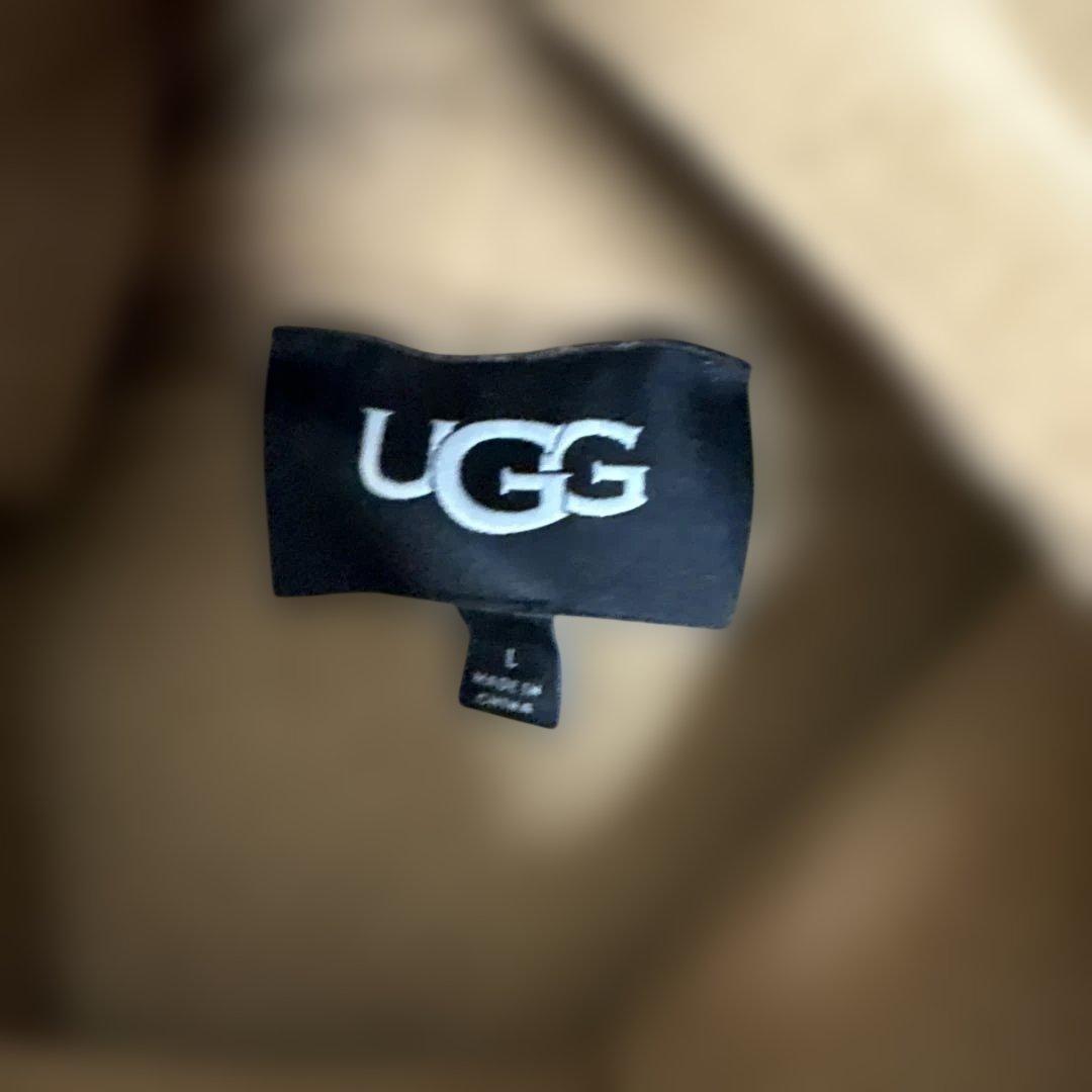 UGG パーカー　キャメル