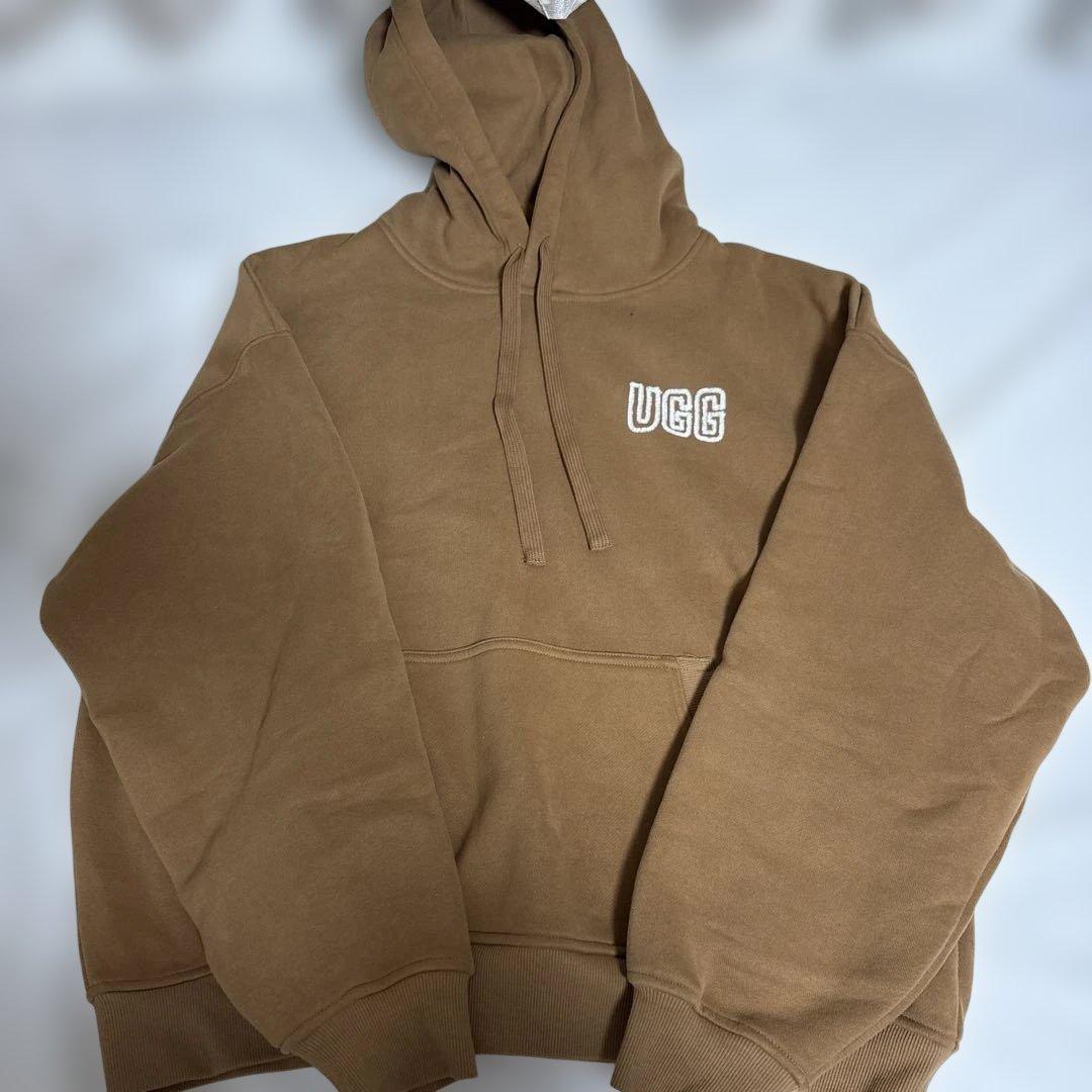 UGG パーカー　キャメル