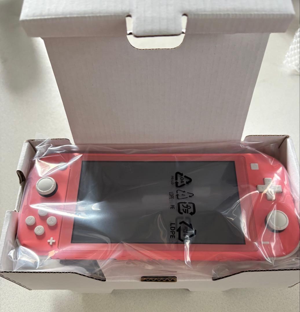 【美品】Nintendo Switch Lite 本体 ACアダプター付き