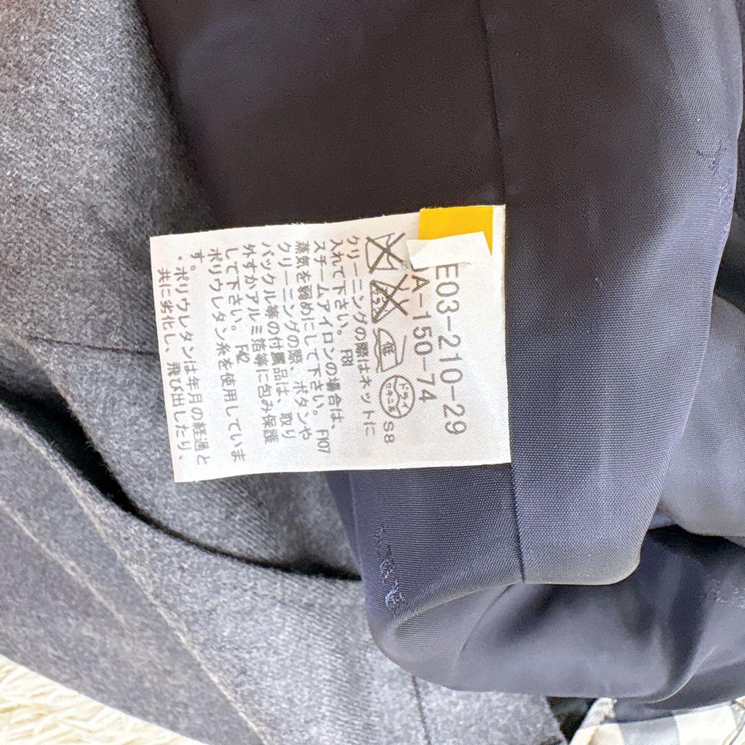 バーバリーロンドン　フォーマルスーツ　ベスト　３点セト　 男の子 卒業式　濃紺