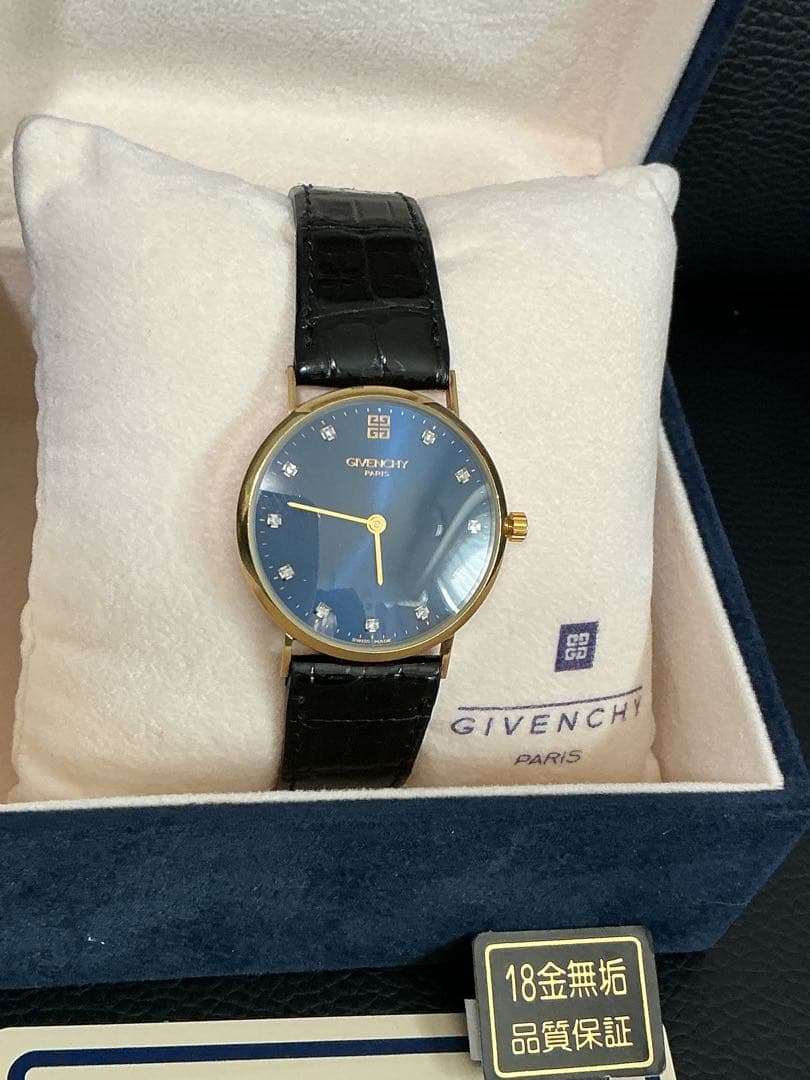 s*M様 未使用！本物保証 K18/750刻印有り！ダイヤ11P GIVENCH