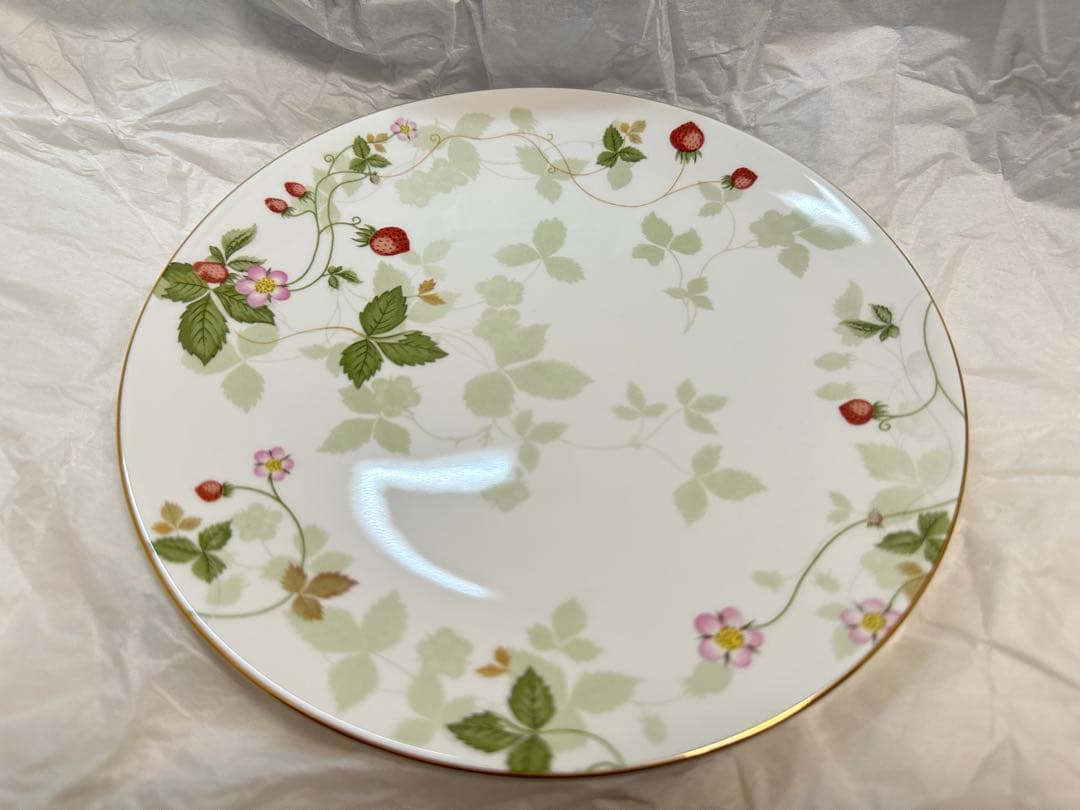 【7点セット】ストロベリー花柄 食器セット ワイルドストロベリー