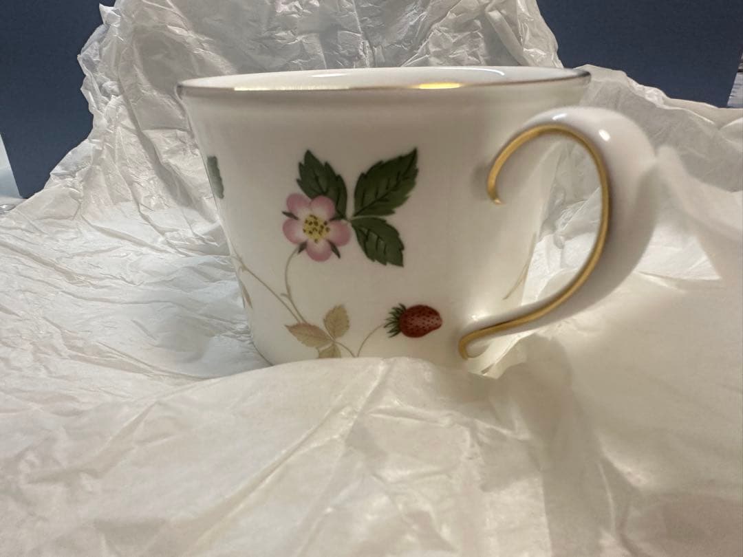 【7点セット】ストロベリー花柄 食器セット ワイルドストロベリー