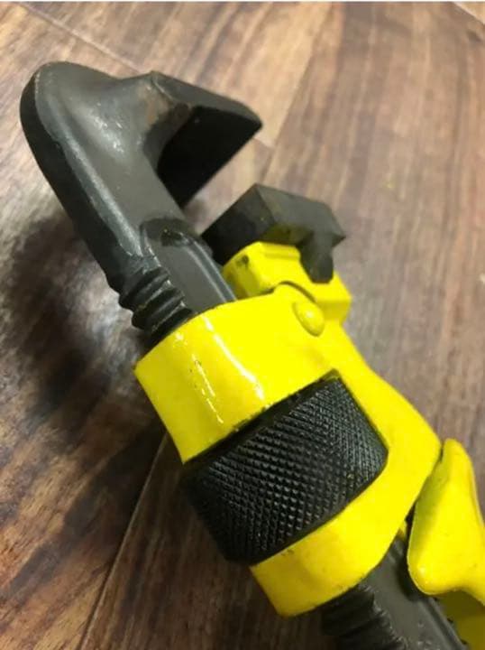 未使用　MCCパイプレンチ 被覆管用450