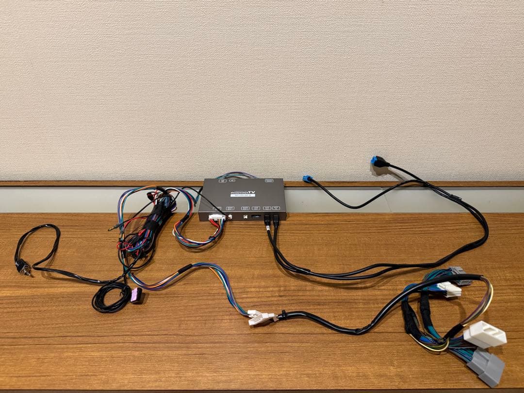 ナビ男くん Gジャスト全画面化キット トヨタハリアー テレビキャンセラー購入前に