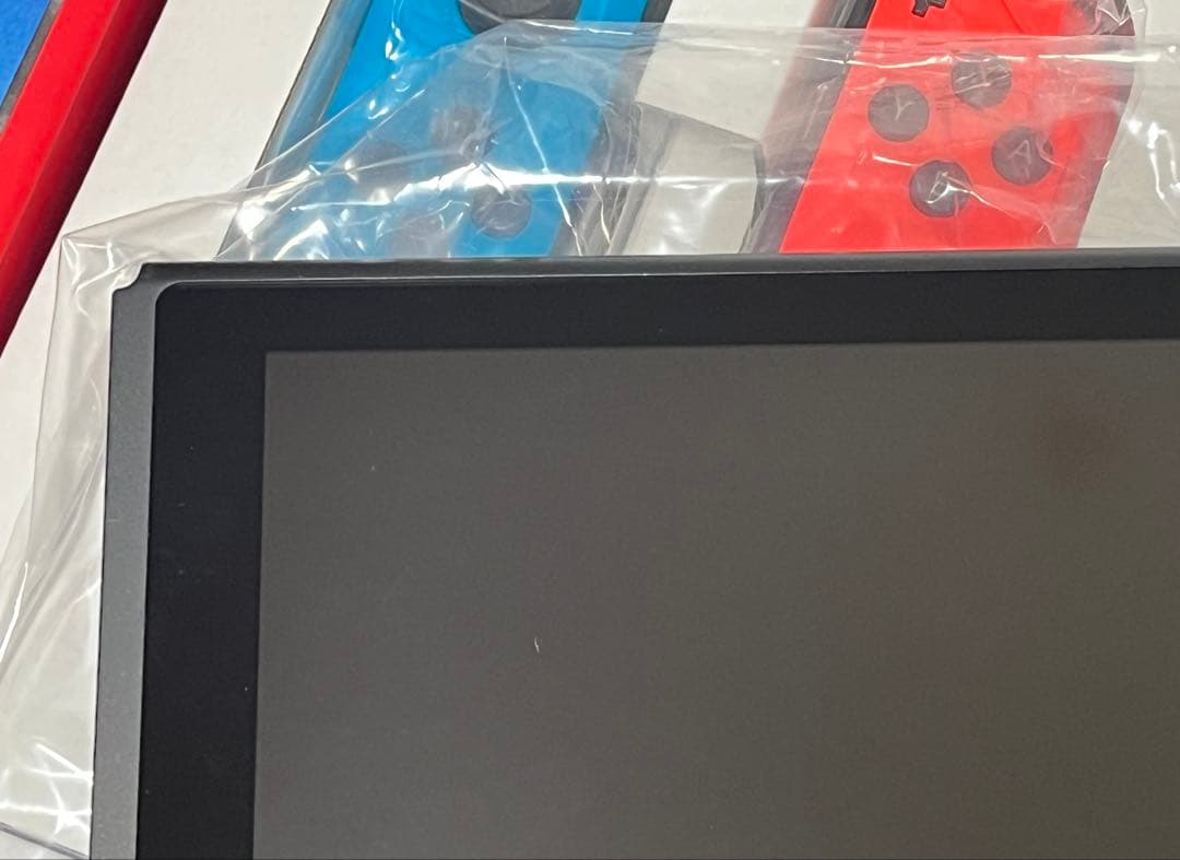 Nintendo Switch 本体 Joy-Conネオンブルー・ネオンレッド