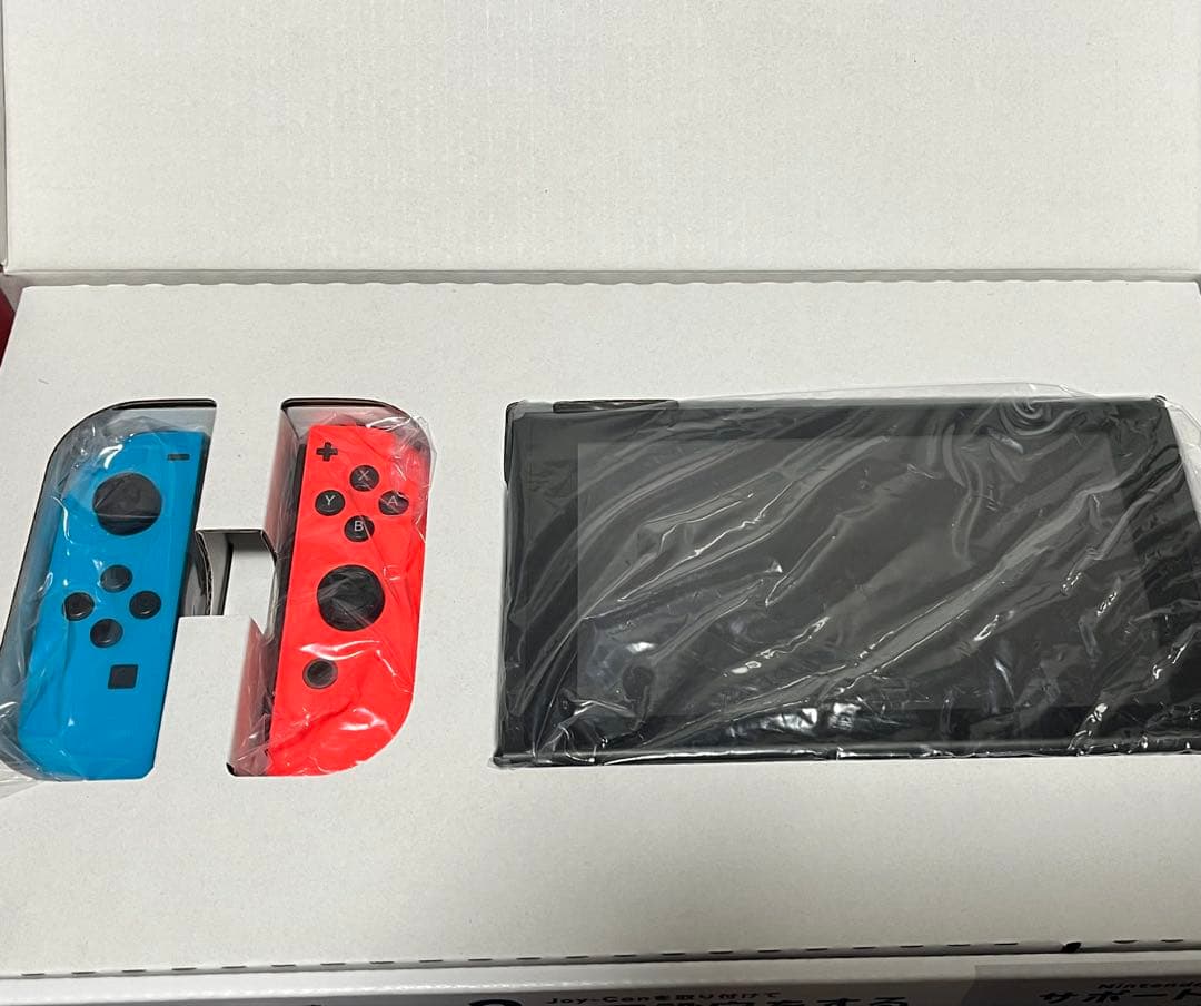 Nintendo Switch 本体 Joy-Conネオンブルー・ネオンレッド