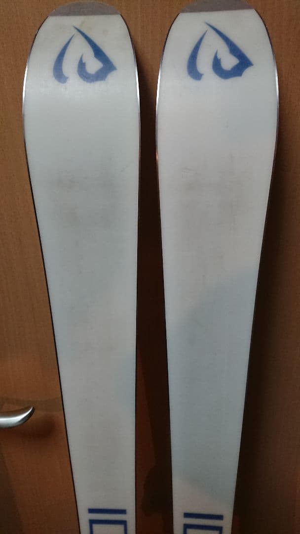 ID ONE MR-J 140㎝ ソール約265～285㎜ モーグル スキー板