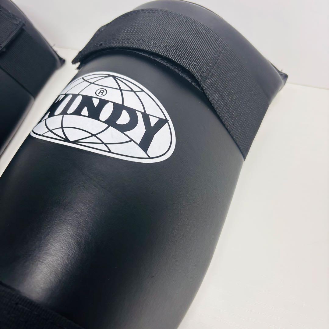 【未使用品】WINDY キックボクシング レガース Mサイズ