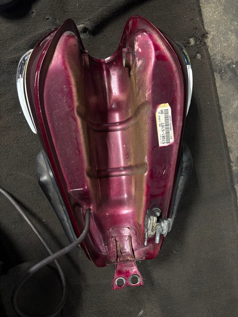 Kawasaki W650 タンク 赤/クリーム