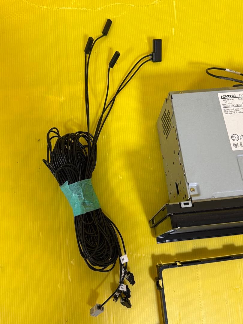 トヨタ純正9インチナビゲーションシステム（DSZT-YC4T）2017年式