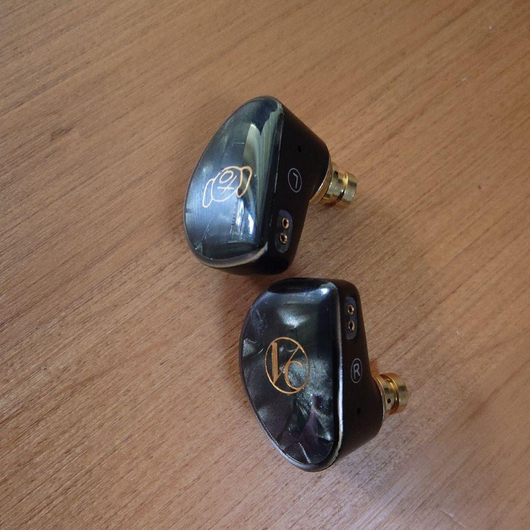 有線ピヤホン3 + 龍柱4.4バランスケーブル